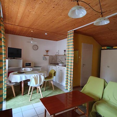 Anna Apartman Heviz Exterior photo