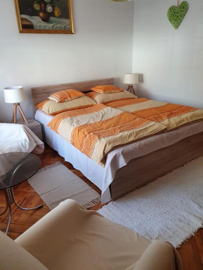 Anna Apartman Heviz Exterior photo
