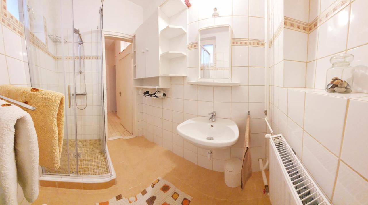Anna Apartman Heviz Exterior photo