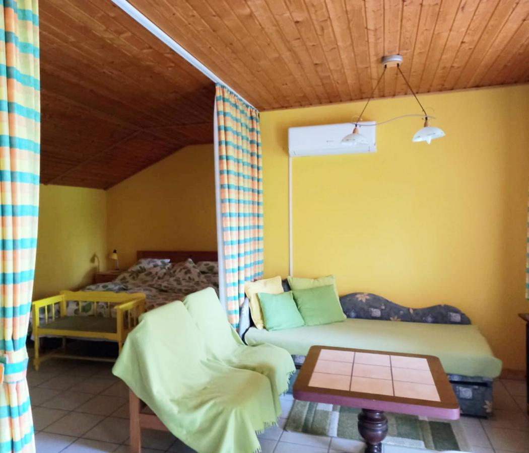Anna Apartman Heviz Exterior photo