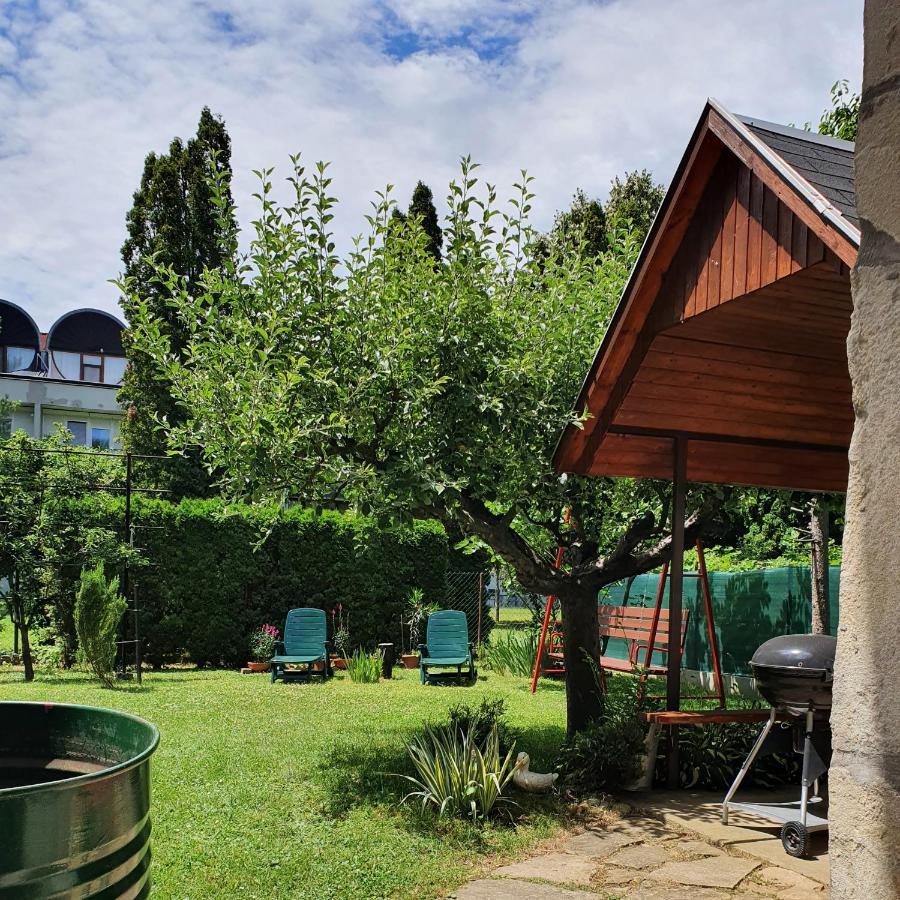 Anna Apartman Heviz Exterior photo